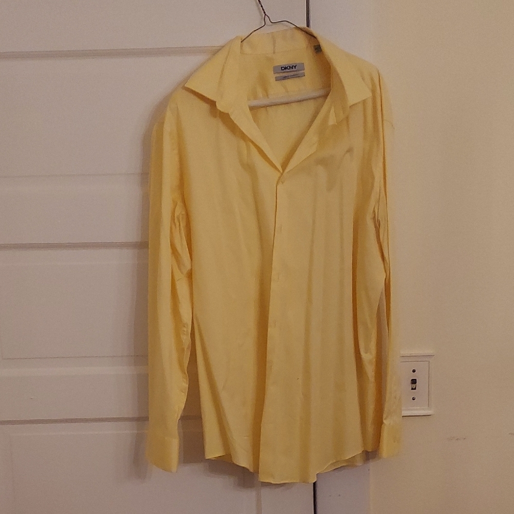 DKNY Men's Soft Yellow Dress Shirt